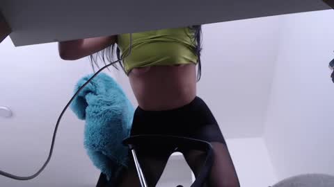   online show from January 2025 02:49:02 PM