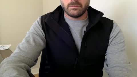 Snapshot of andees222 chatting on November 2025 06:29:01 PM Andees222 online show from November 2025 06:29:01 PM