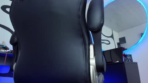 Snapshot of anders_x chatting on September 2025 10:55:02 PM Andrs - online show from September 2025 10:55:02 PM