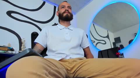 Snapshot of anders_x chatting on October 2025 12:09:02 AM Andrs - online show from October 2025 12:09:02 AM