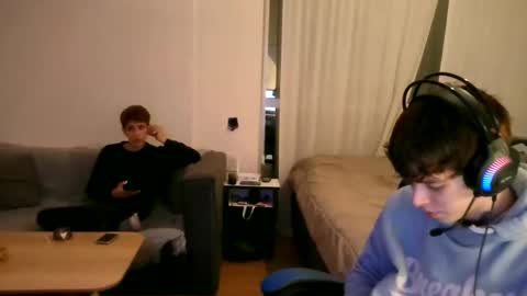 andertwink online show from May 2026 09:20:02 PM