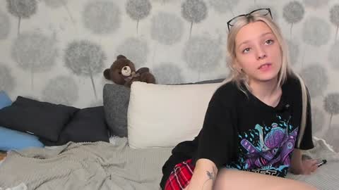 andneveragain online show from January 2025 05:38:02 PM