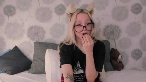 andneveragain online show from January 2025 11:41:01 AM