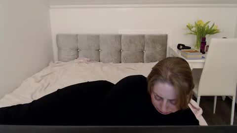 Andorphin online show from January 2026 04:38:02 AM