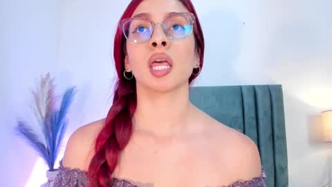 Snapshot of andracyruss chatting on February 2025 05:40:02 PM Andra Cyrus online show from February 2025 05:40:02 PM