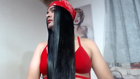 Snapshot of andre1082 chatting on December 2024 04:38:02 AM Andre online show from December 2024 04:38:02 AM