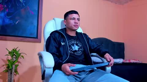 Snapshot of andre_stone22 chatting on December 2024 01:57:02 PM andre_stone22 online show from December 2024 01:57:02 PM