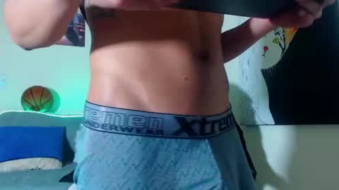 Snapshot of andre_stone22 chatting on January 2025 02:39:01 AM andre_stone22 online show from January 2025 02:39:01 AM