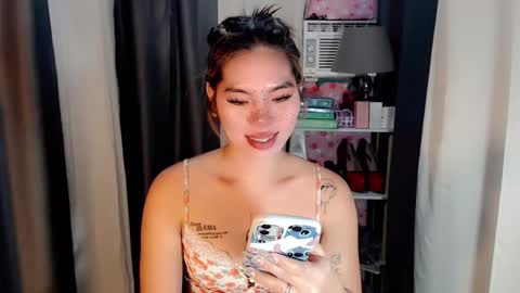 andrea06121998 online show from April 2026 01:46:02 PM