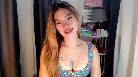 andrea06121998 online show from April 2026 12:32:01 PM