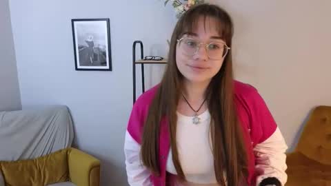 Snapshot of andrea__ellis chatting on September 2025 09:13:01 AM Sofi online show from September 2025 09:13:01 AM
