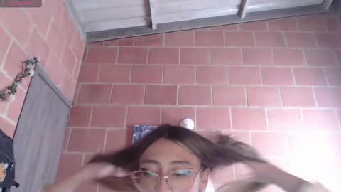 Andrea  online show from October 2025 04:14:02 PM