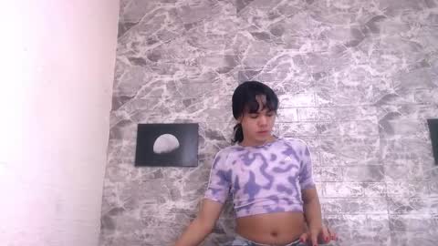 Snapshot of andrea_gill_ chatting on October 2025 12:24:02 PM Andres Gil online show from October 2025 12:24:02 PM