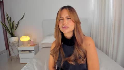 andrea online show from March 2026 07:09:01 PM