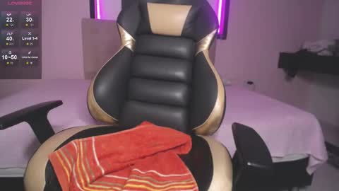 Andrea Ramos online show from September 2025 06:44:01 PM