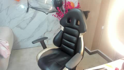 Snapshot of andrea_tasty_tf chatting on October 2025 01:23:04 PM andrea_tasty_tf online show from October 2025 01:23:04 PM