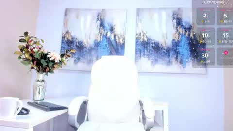 Andrea Zoelins online show from April 2026 02:22:02 PM