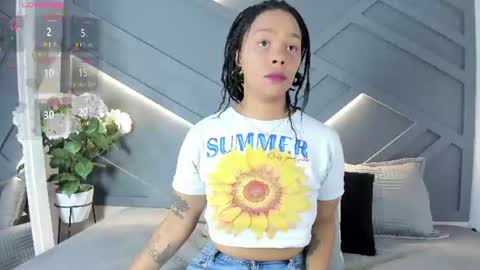 Andrea Zoelins online show from July 2026 08:44:01 PM