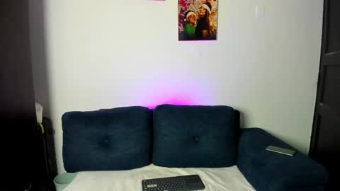 Snapshot of andreaandkarina chatting on September 2025 05:58:01 PM Andrea Karina online show from September 2025 05:58:01 PM