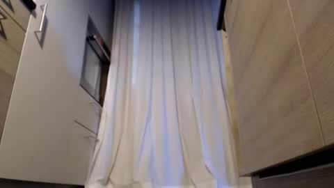 Andrea online show from September 2025 06:26:02 AM