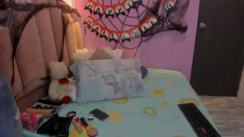 A n d r  e a S w e e t  online show from October 2025 07:36:02 PM