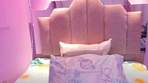 A n d r  e a S w e e t  online show from May 2026 09:01:01 PM