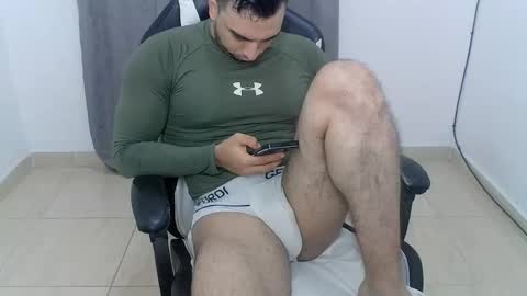 andres180950734 online show from October 2025 12:11:01 AM
