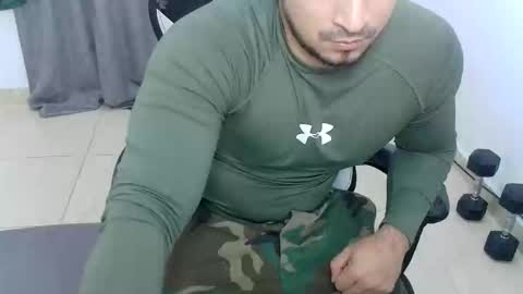 andres180950734 online show from February 2026 11:30:01 PM