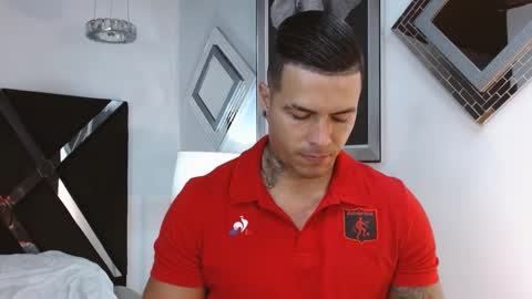 insta andres clark  online show from February 2025 06:01:01 PM