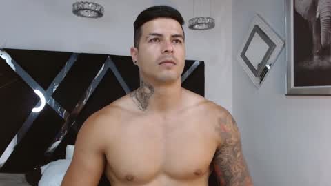 insta andres clark  online show from February 2025 12:09:01 AM