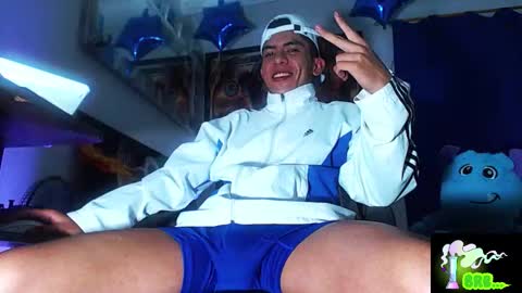 Snapshot of andres_cond chatting on March 2026 12:41:02 AM Andrs o online show from March 2026 12:41:02 AM