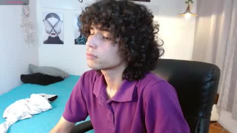 andres_ocasio online show from September 2025 06:40:02 PM