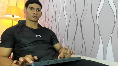 Snapshot of andres_stud chatting on January 2025 02:24:02 PM andres_stud online show from January 2025 02:24:02 PM