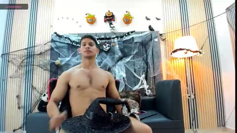 Snapshot of andres_stud chatting on October 2025 04:49:01 AM andres_stud online show from October 2025 04:49:01 AM