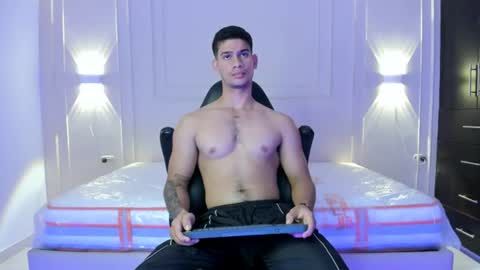 andres_stud online show from June 2026 04:59:02 AM
