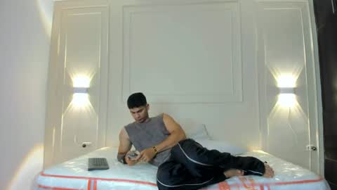 andres_stud online show from June 2026 03:47:02 AM