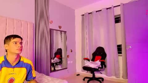 andres_stud online show from June 2026 05:28:01 AM