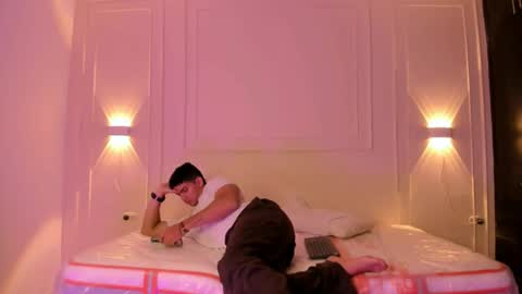 andres_stud online show from June 2026 03:39:01 AM