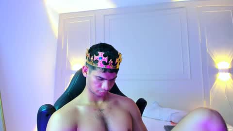 andres_stud online show from June 2026 05:12:01 AM