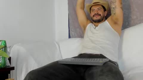Andres online show from June 2026 06:43:02 PM