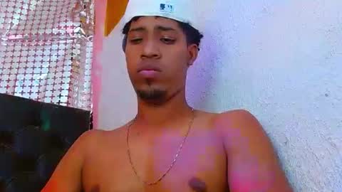 andreswj bigcock20 online show from February 2026 03:09:01 PM