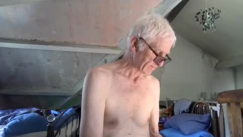Snapshot of andrew160258 chatting on June 2026 11:26:01 AM Andrew online show from June 2026 11:26:01 AM
