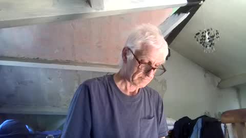 Snapshot of andrew160258 chatting on July 2026 11:49:02 AM Andrew online show from July 2026 11:49:02 AM