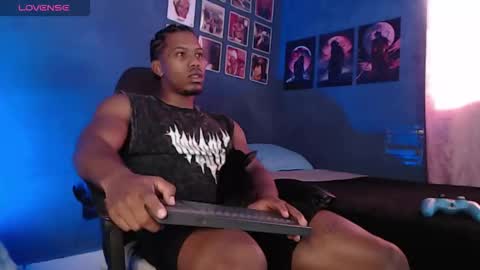 Snapshot of andrew_hoult chatting on February 2026 07:52:02 PM Andrew online show from February 2026 07:52:02 PM