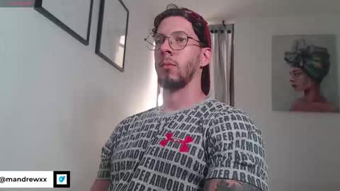 Snapshot of andrew_mathe chatting on December 2025 09:31:02 PM Andrew Mathwes online show from December 2025 09:31:02 PM