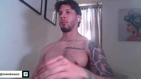 Snapshot of andrew_mathe chatting on December 2025 08:35:01 PM Andrew Mathwes online show from December 2025 08:35:01 PM