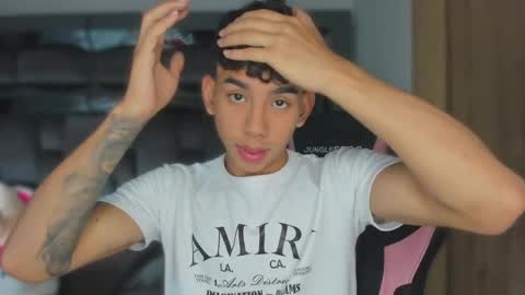 Snapshot of andrew_twink18 chatting on September 2025 09:51:01 PM Andrew M. online show from September 2025 09:51:01 PM