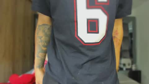 Snapshot of andrew_twink18 chatting on September 2025 05:18:02 PM Andrew M. online show from September 2025 05:18:02 PM