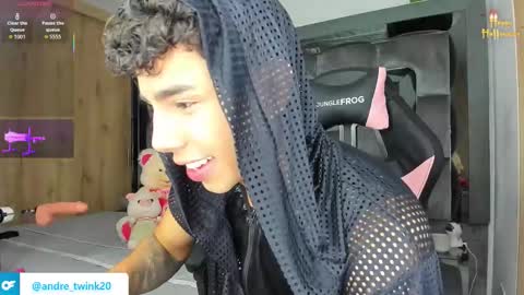 Snapshot of andrew_twink18 chatting on October 2025 01:37:02 AM Andrew M. online show from October 2025 01:37:02 AM