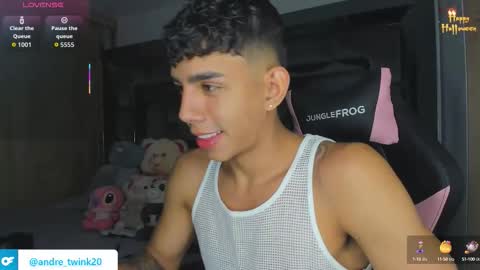 Snapshot of andrew_twink18 chatting on October 2025 01:06:01 AM Andrew M. online show from October 2025 01:06:01 AM